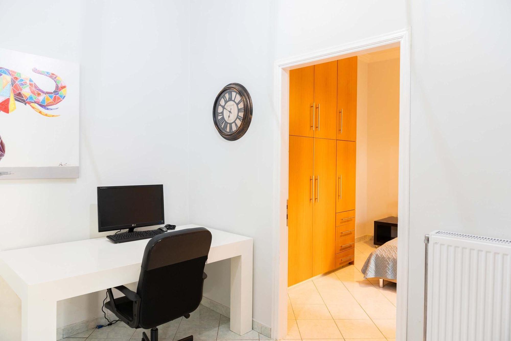 Private Spacious Apartment Athene Buitenkant foto